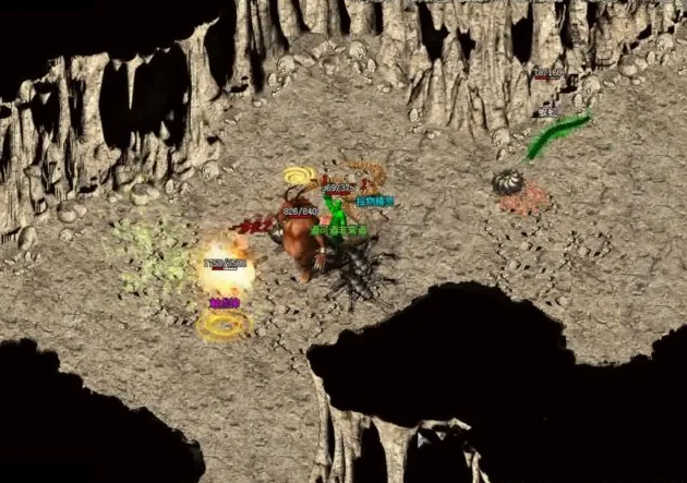 延续了经典传奇游戏的玩法依据玩家需求不断进行优化和改善 延续了经典传奇游戏的玩法依据玩家需求不断进行优化和改善